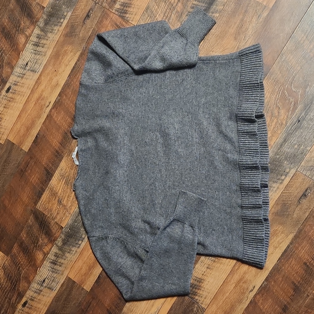 Thml Sweater Large - image 3